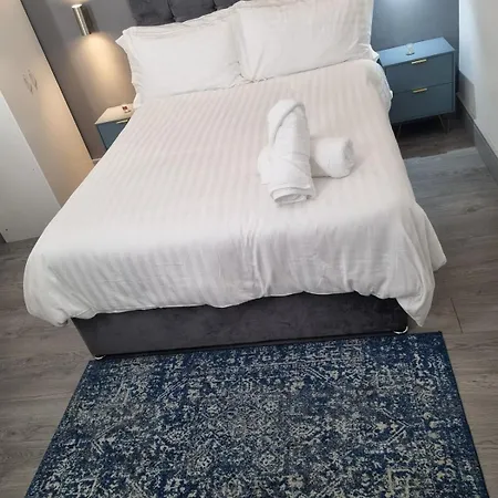 Apartment Signature Serviced