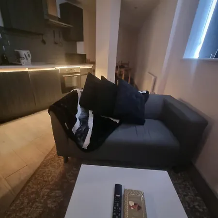 Signature Serviced Apartment *